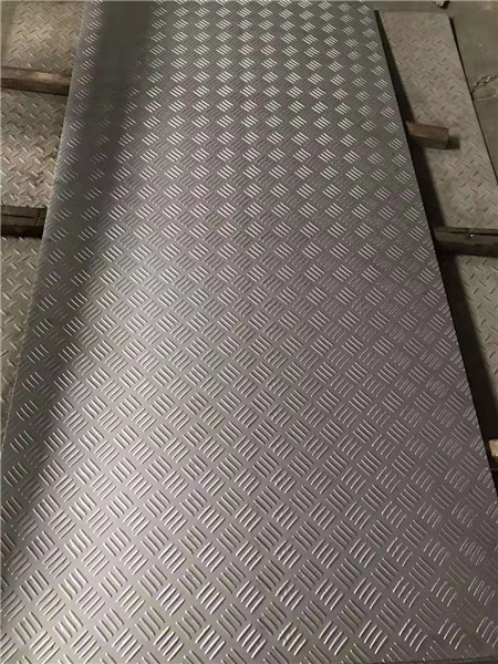 310S、316L、321中厚板防滑jbo电竞网官网板