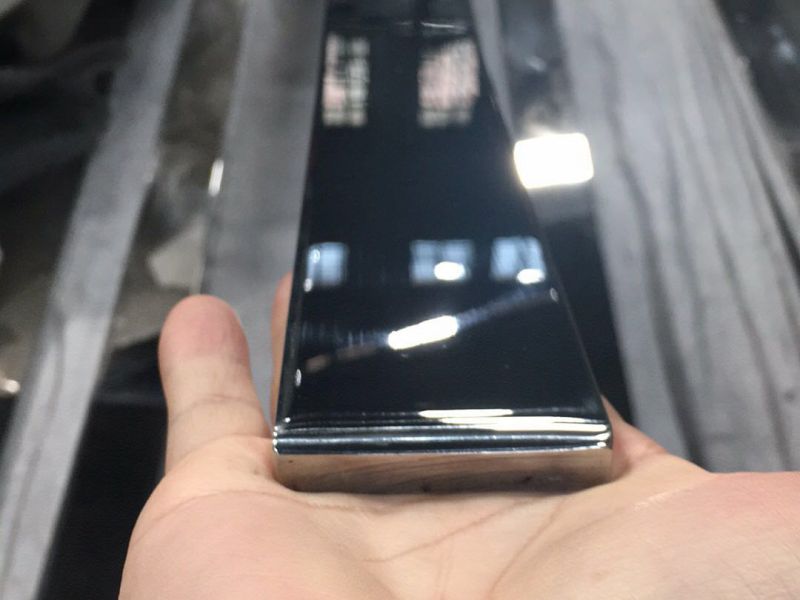 镜面jbo电竞网官网装饰在大型公共建筑中的应用