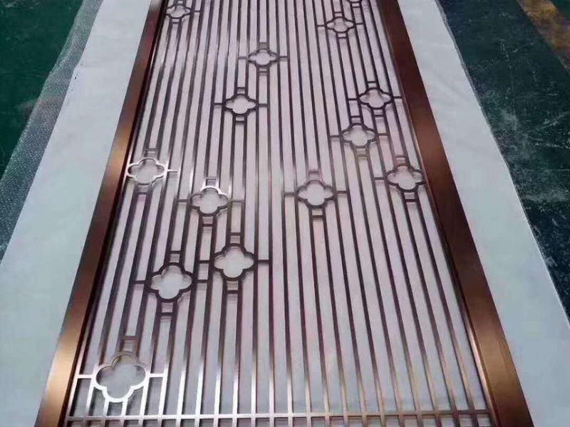 酒店工程安装jbo电竞网官网屏风后，装饰装潢都提高好几个档次