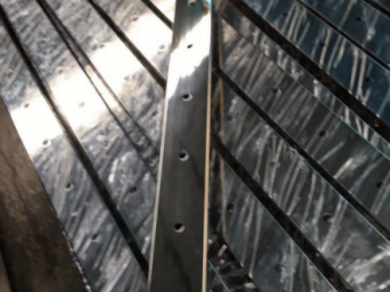 304jbo电竞网官网楼梯扶手立柱管厚度要求