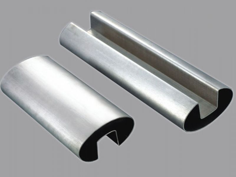 如何利用浮铁粉清洗jbo电竞网官网凹槽管表面的伤痕？